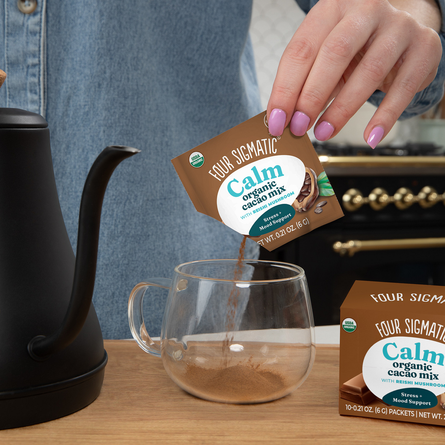 calm-cacao-packets-q7 calm-cocoa-ss-lifestyle-2026_1.png