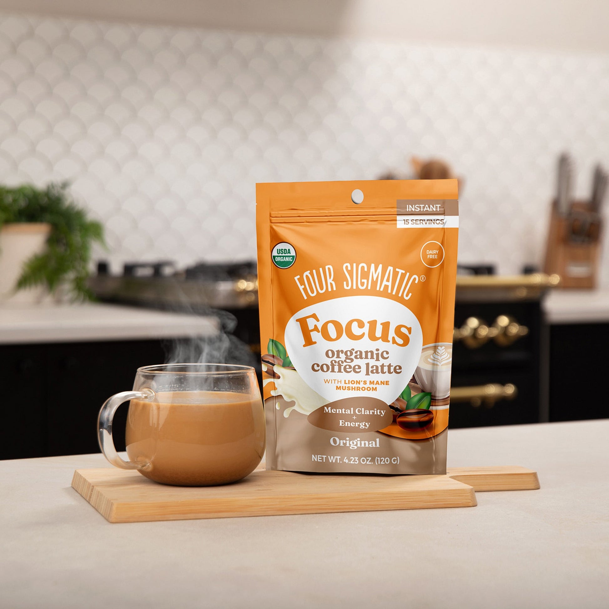 focus-organic-coffee-latte-original-e2 focus-latte-original-lifestyle2-2026.jpg